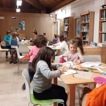 Punto lettura_bambini_Carisolo (25) Punto lettura_bambini_Carisolo (25)